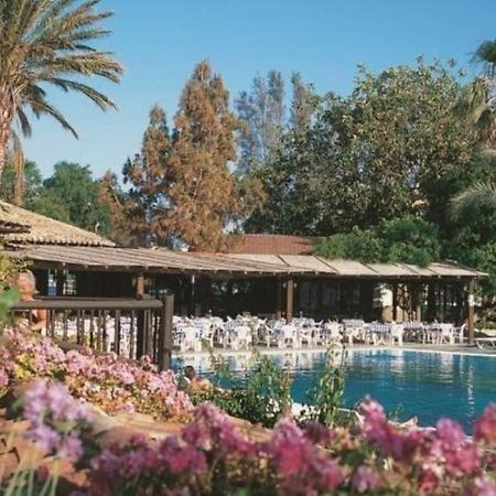 2 Bedroom Townhouse, Close To Paphos Harbour, Use Of Onsite Facilities エクステリア 写真