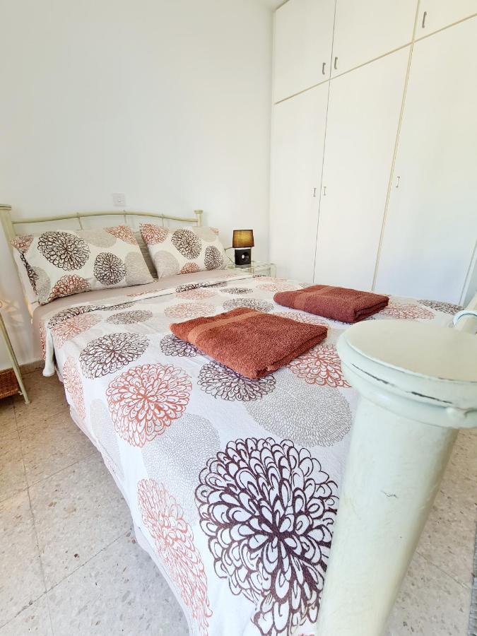 2 Bedroom Townhouse, Close To Paphos Harbour, Use Of Onsite Facilities エクステリア 写真