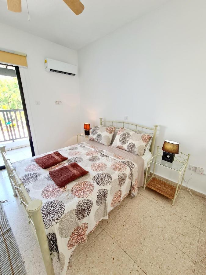 2 Bedroom Townhouse, Close To Paphos Harbour, Use Of Onsite Facilities エクステリア 写真