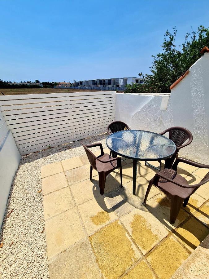 2 Bedroom Townhouse, Close To Paphos Harbour, Use Of Onsite Facilities エクステリア 写真