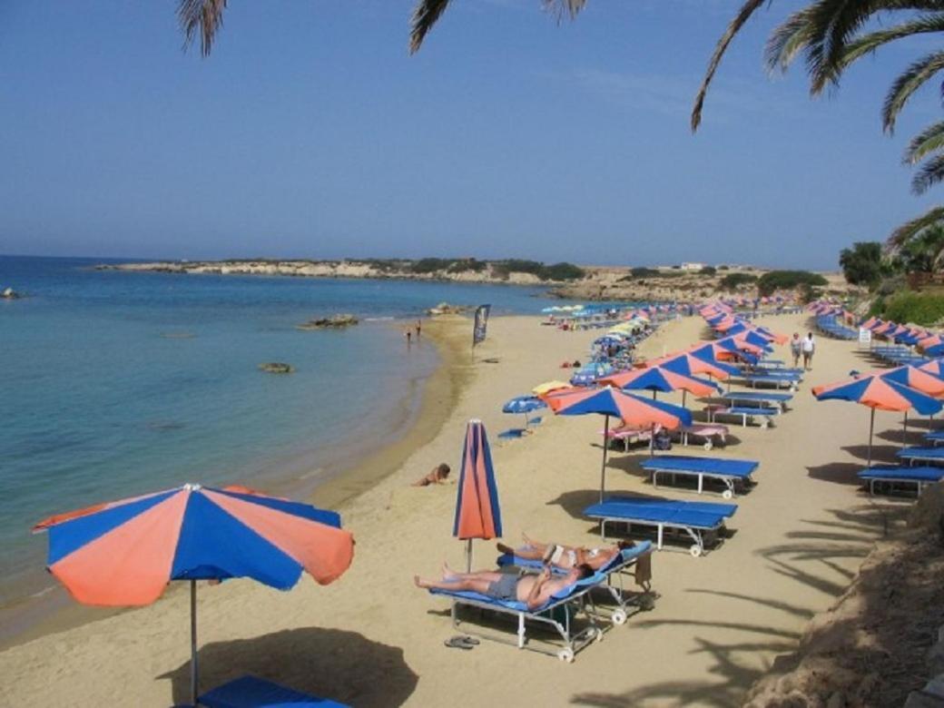 2 Bedroom Townhouse, Close To Paphos Harbour, Use Of Onsite Facilities エクステリア 写真